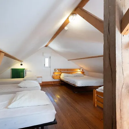 A La Ferme Aux Moineaux