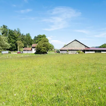 Apartment A La Ferme Aux Moineaux